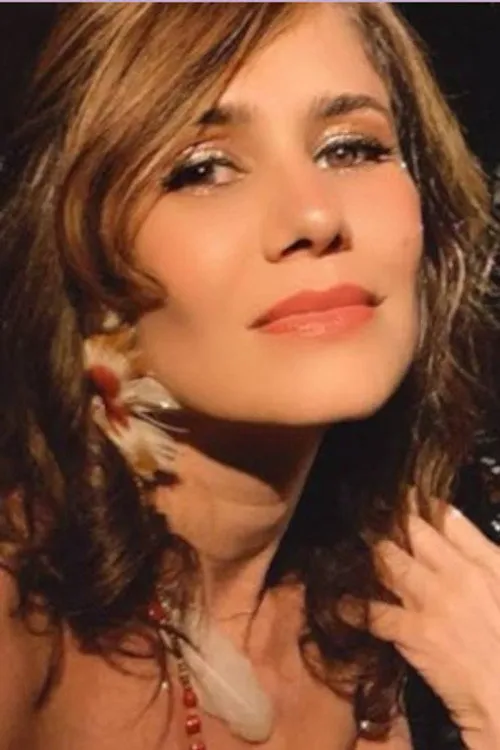 Luciana Martuchelli interpretando a Dona Alaíde