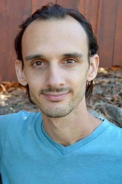 Foto de perfil del actor Lucien Dodge en el reparto