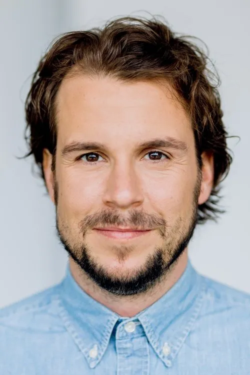 Matthieu Pepper ha trabajado con Lucien Ratio en 1 ocasiones