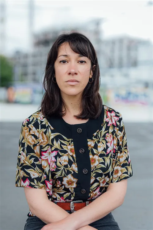 Lucile Vignoles interpretando a Hélène