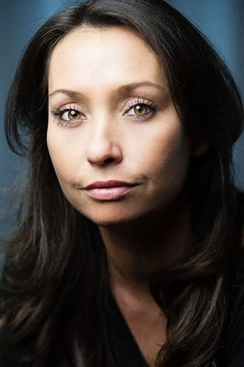 Francesca Ciardi ha trabajado con Lucinda Rhodes Thakrar en 1 ocasiones