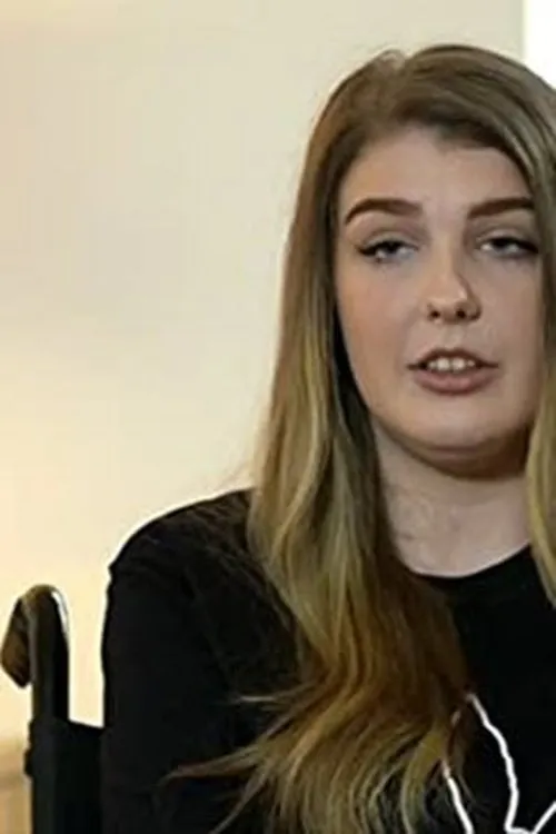 Lucy Jarvis interpretando a Self - Student