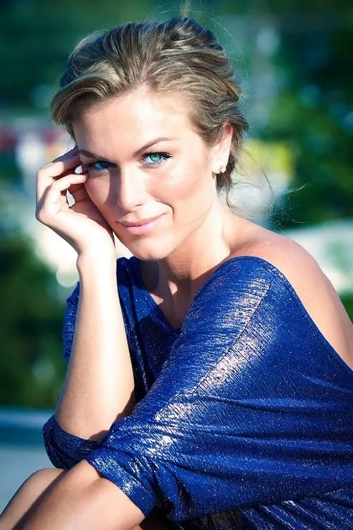 Ludmila Dayer — personaje: Sofia