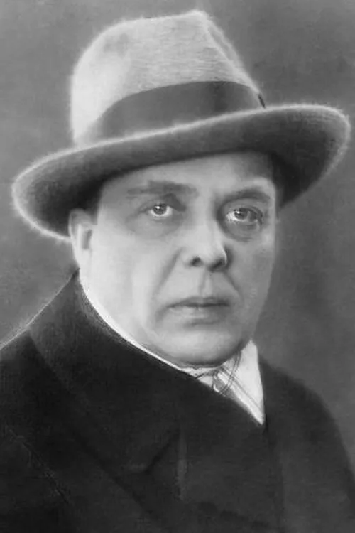 Antonín Fric ha trabajado con Luigi Hofman en 7 ocasiones