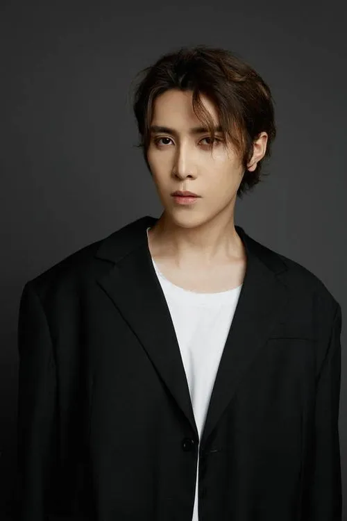 Luigi Zhang — personaje: Ding Jun Jie