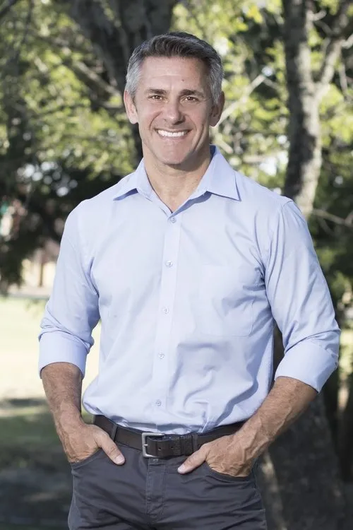 Gwendolyn Oliver ha trabajado con Luis Albert Acevedo Jr. en 1 ocasiones