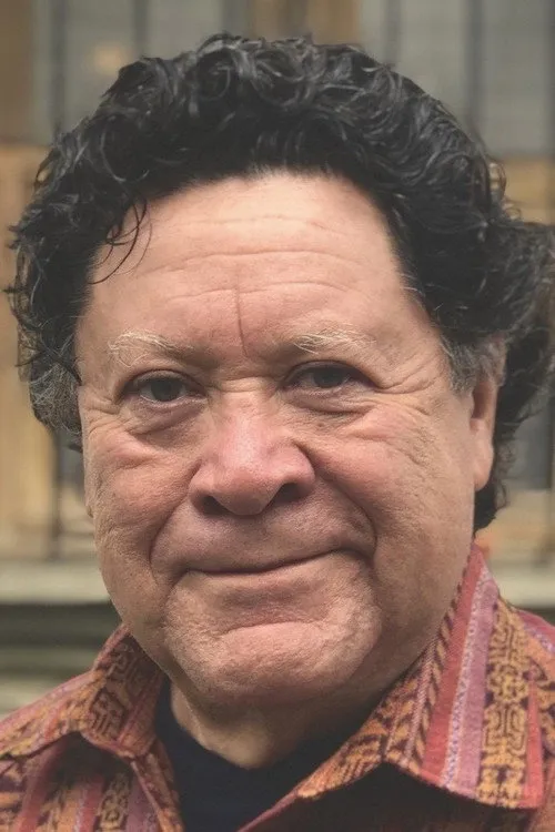 Luis Argueta interpretando a Chucho