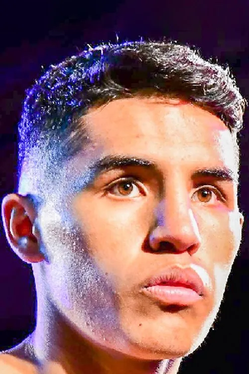 Luis Fernando Saavedra interpretando a Self