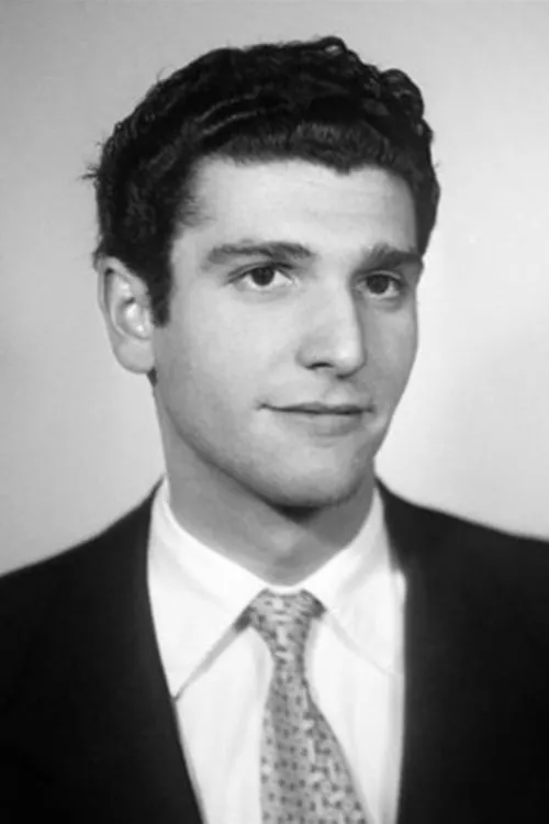 Luis Gimeno — personaje: Padre Arceo