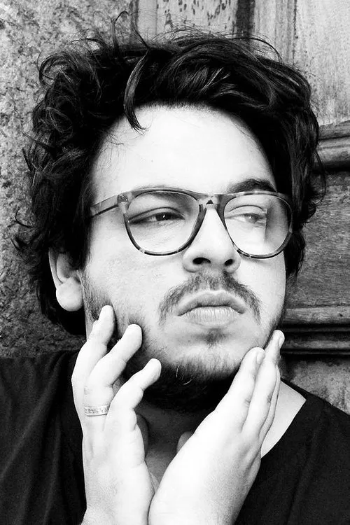 Luís Lobianco interpretando a Nhô Lau