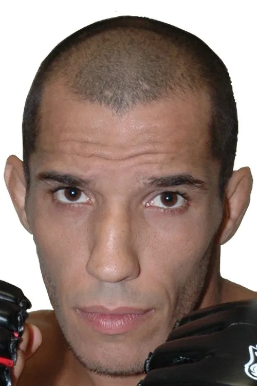 Luiz Azeredo interpretando a Self