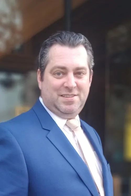 Lukáš Křišťan interpretando a Kvestor