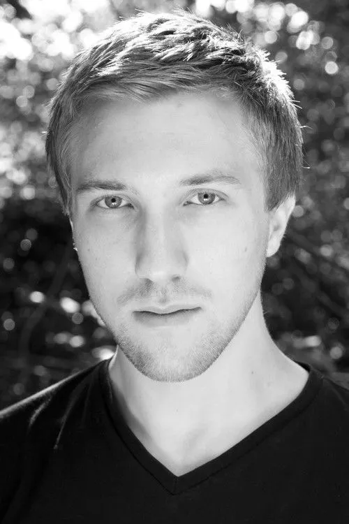 Foto de perfil del actor Luke Clarke en el reparto