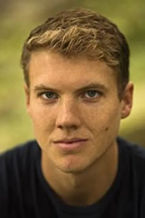 Hafedh Dakhlaoui ha trabajado con Luke Davis en 1 ocasiones