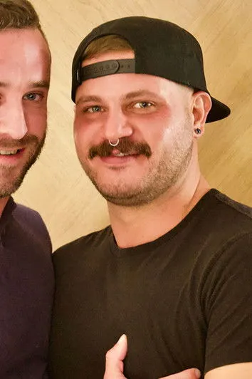 Chris Abbot ha trabajado con Luke North en 1 ocasiones