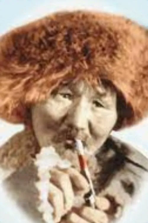 Luvsan Ulzii interpretando a Tumur