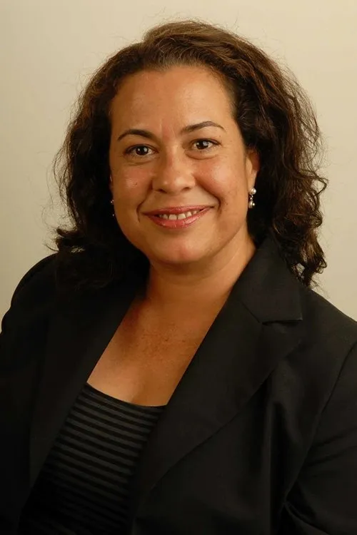 Michael Leslie ha trabajado con Lydia Miller en 1 ocasiones