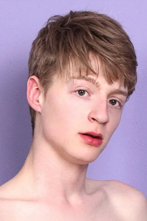 Logan Moore ha trabajado con Lyle Boyce en 4 ocasiones