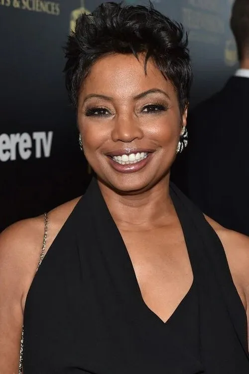 Lynn Toler interpretando a Self