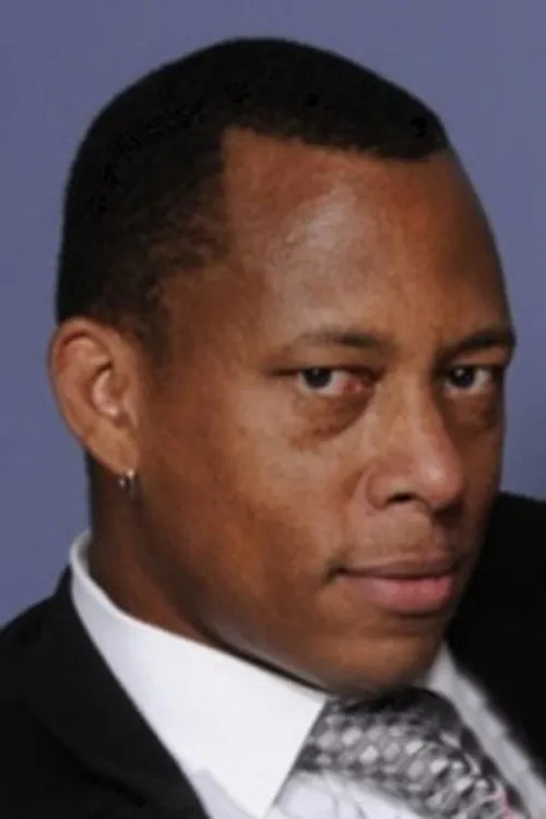 Foto de perfil del actor Lyon Blackwood en el reparto