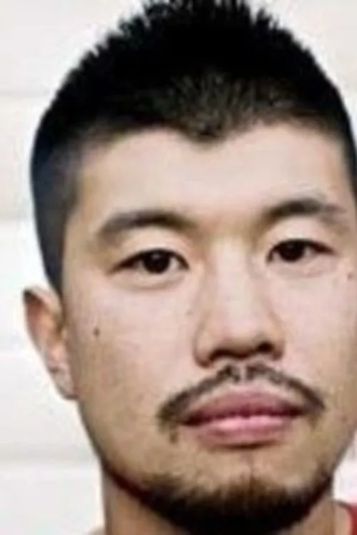 Lyota Majima interpretando a