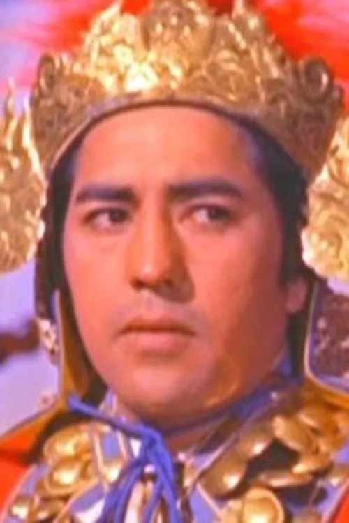 Ma Lam interpretando a Chou Yung