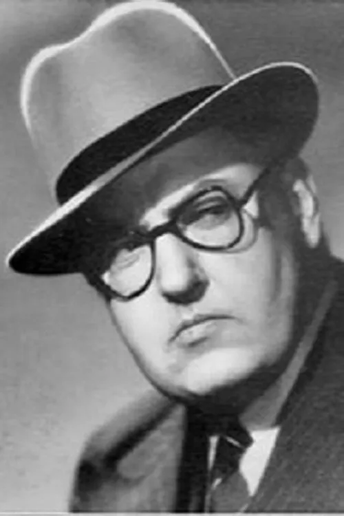 MacDonald Parke interpretando a Maguire