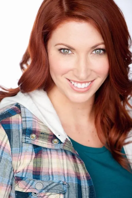 R. Martin Klein ha trabajado con Macee Binns en 1 ocasiones