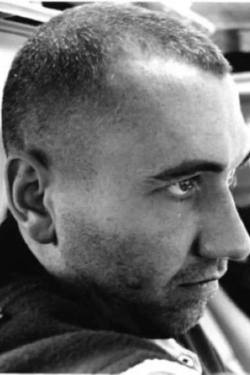 Eilian Wyn ha trabajado con Mad Doctor X en 1 ocasiones