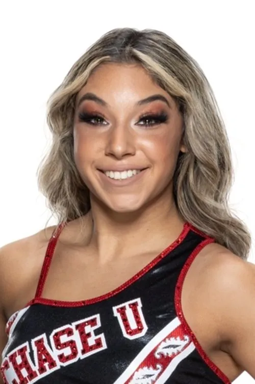 Mitchell Lavalley ha trabajado con Maddie Knisley en 3 ocasiones