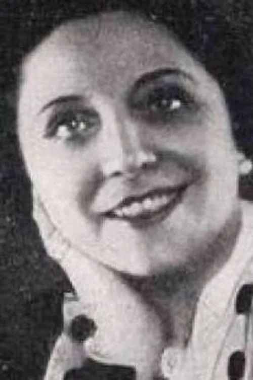 Made Siamé interpretando a La patronne du Tabac