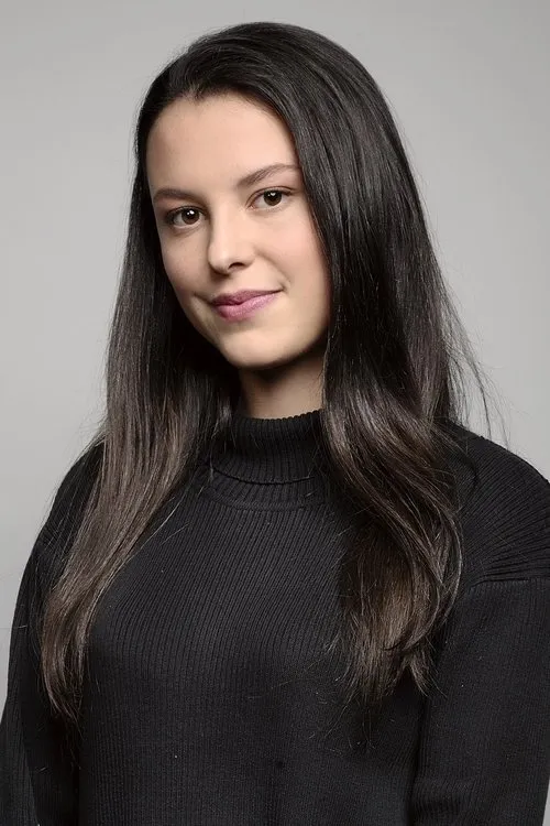 Madeleine Clunies-Ross — personaje: Fiona