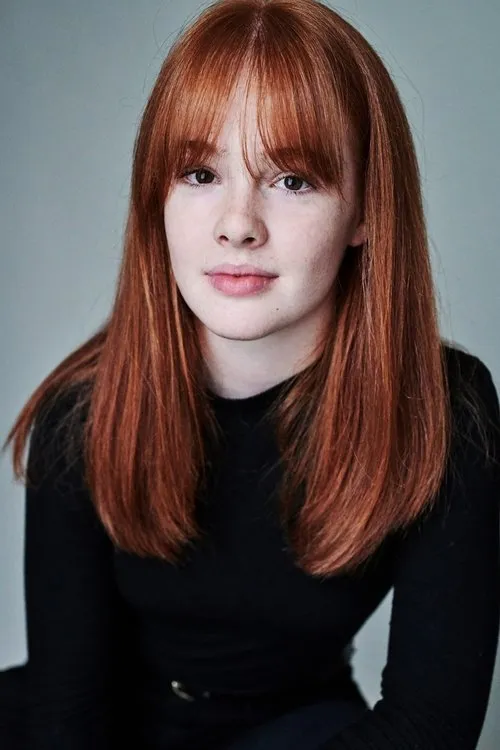 Madeleine Power — personaje: Claudia