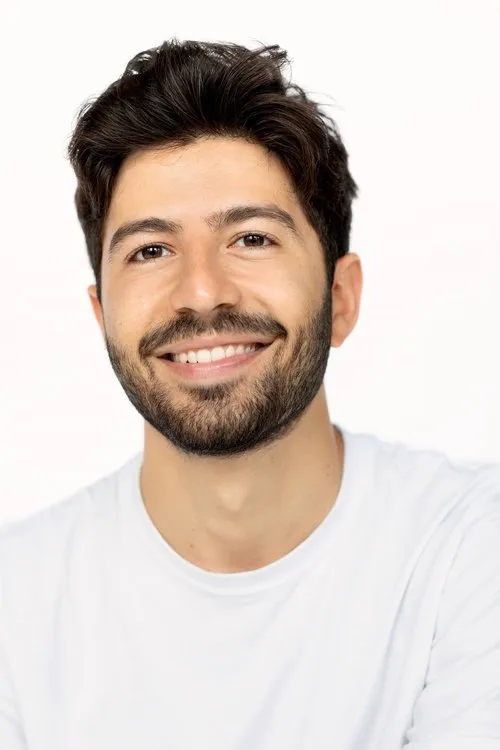 Alexandra Cyr ha trabajado con Madi Chirara en 1 ocasiones