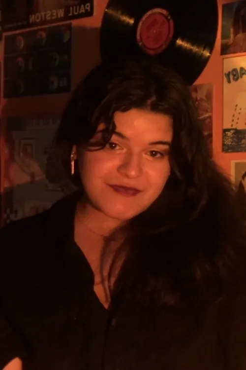 Grace Callihan ha trabajado con Madison LLorente en 1 ocasiones