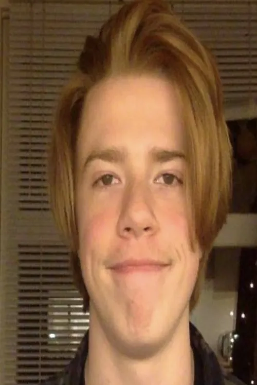 Hjalte Ilsøe Gustavussen ha trabajado con Magnus Adamsen en 1 ocasiones