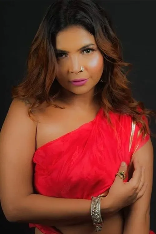 Mahi Kaur — personaje: Lata