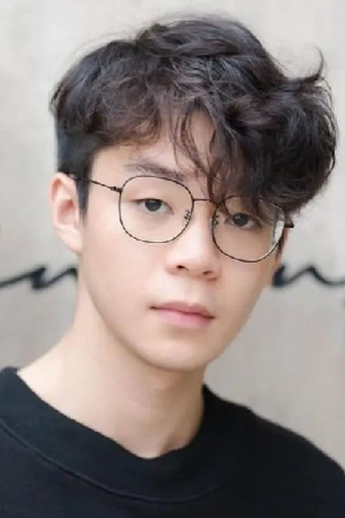 Rawee Damrongsakkul ha trabajado con Mahidol Pibulsonggram en 1 ocasiones