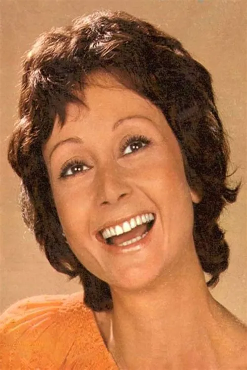 Maïa Simon — personaje: Véronique Aletti