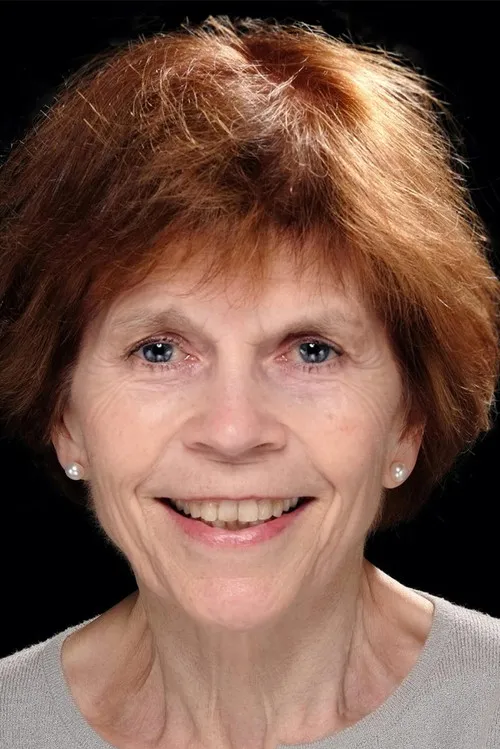 Muireann Ni Dhroighneáin ha trabajado con Maire Ni Ghrainne en 1 ocasiones