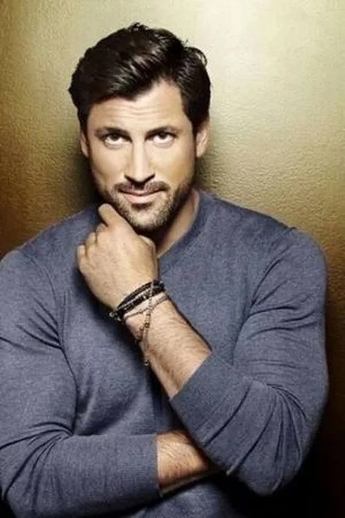 Maksim Chmerkovskiy — personaje: Self - Contestant