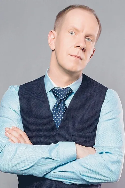 Максим Киселёв interpretando a ?????? - ??????