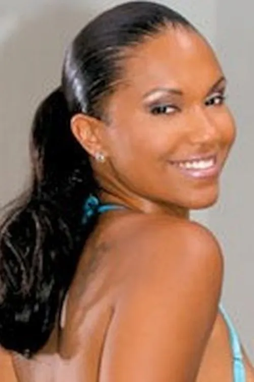 Malaya interpretando a