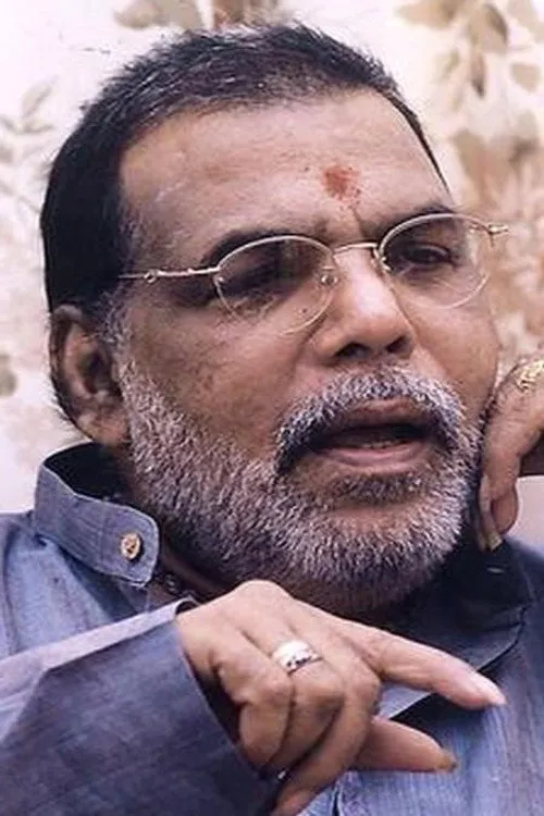 Malaysia Vasudevan interpretando a Vasudevan