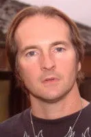 Nick Vahlberg ha trabajado con Malcolm Treece en 1 ocasiones