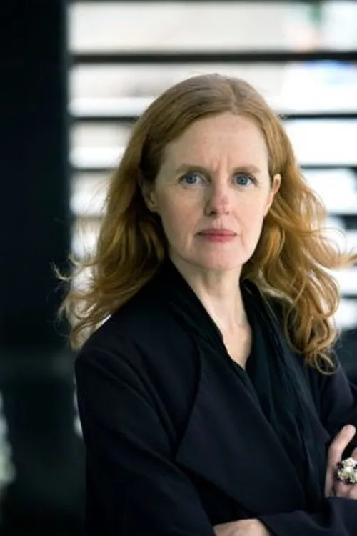 Malin Alm interpretando a Amanda