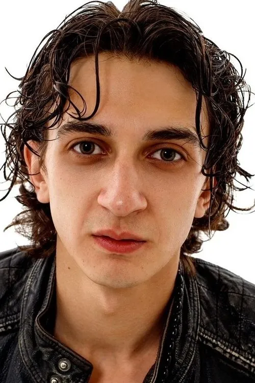 Мамука Патарава interpretando a