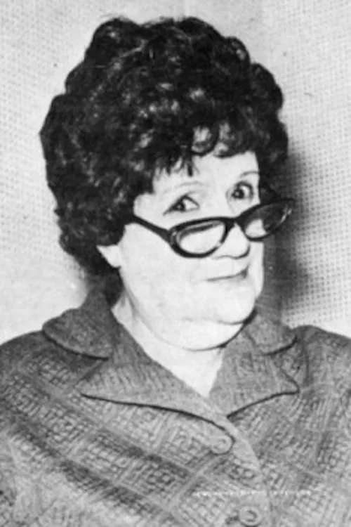 Ernest Guimond ha trabajado con Manda Parent en 2 ocasiones