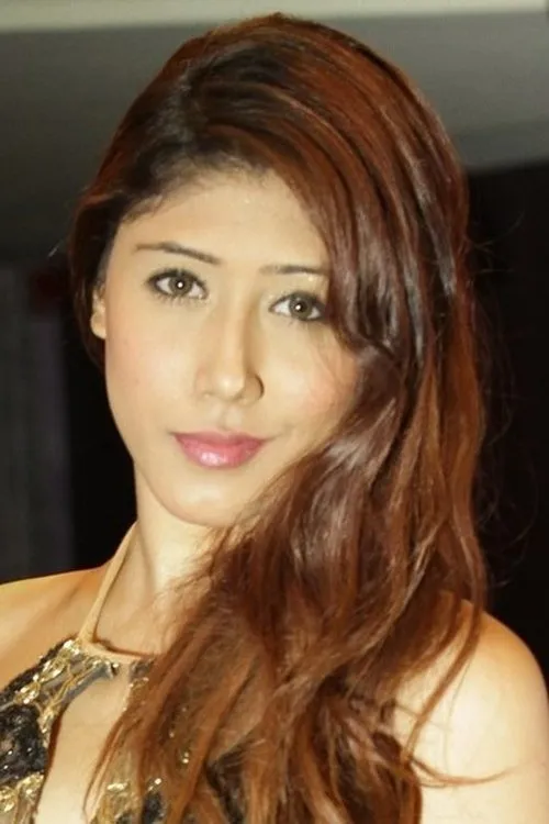 Manishaa Kaur interpretando a Manishaa