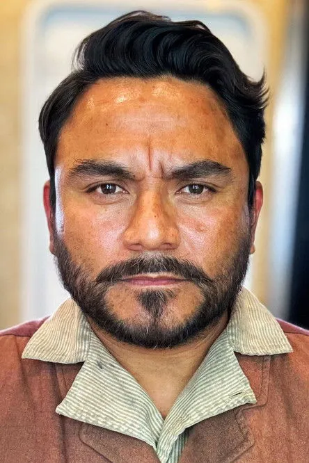 Linda Minard ha trabajado con Manny Hernández en 1 ocasiones